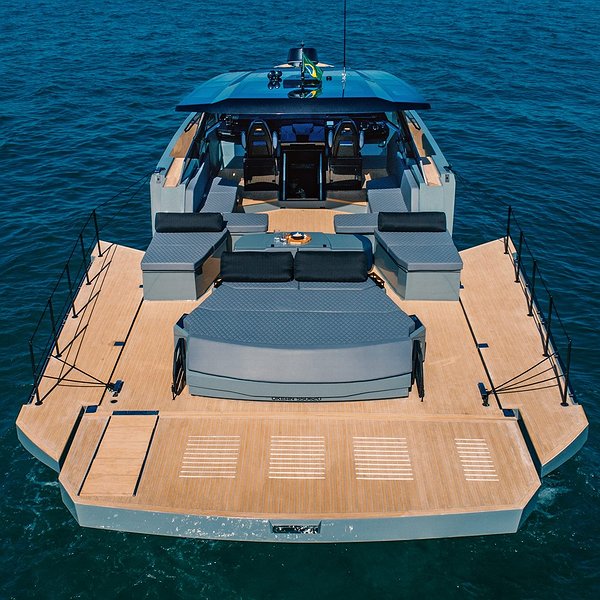 Alquilar Barco OKEAN 55