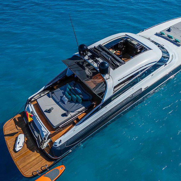 Alquilar Barco BAIA PANTHER 80