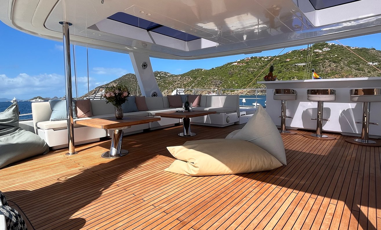 SUNREEF 70