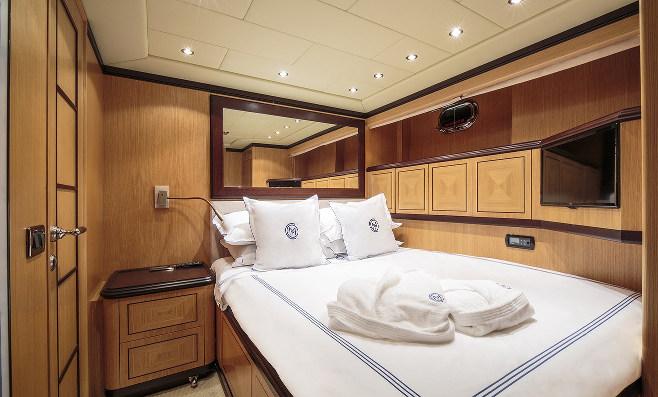 MANGUSTA 92