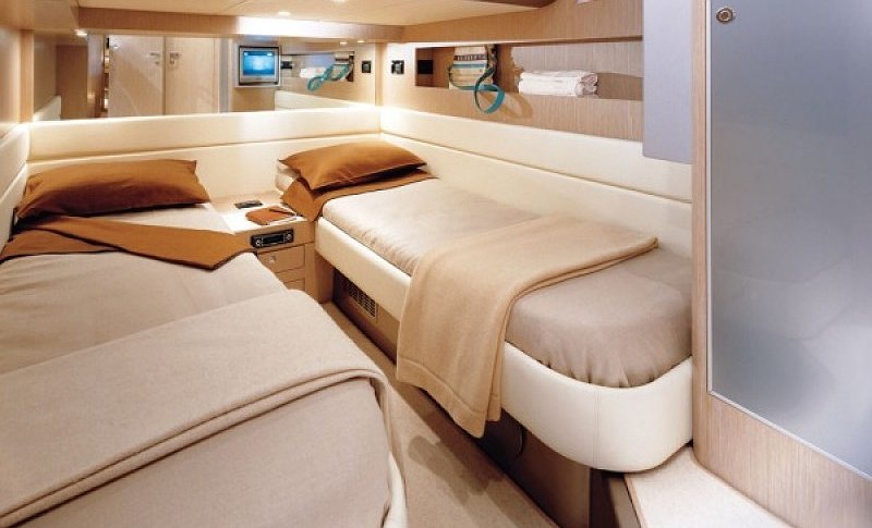 RIVA RIVALE 52