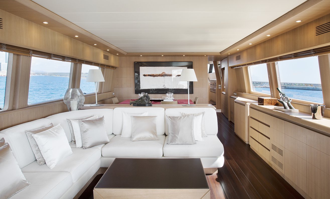 MAIORA 28