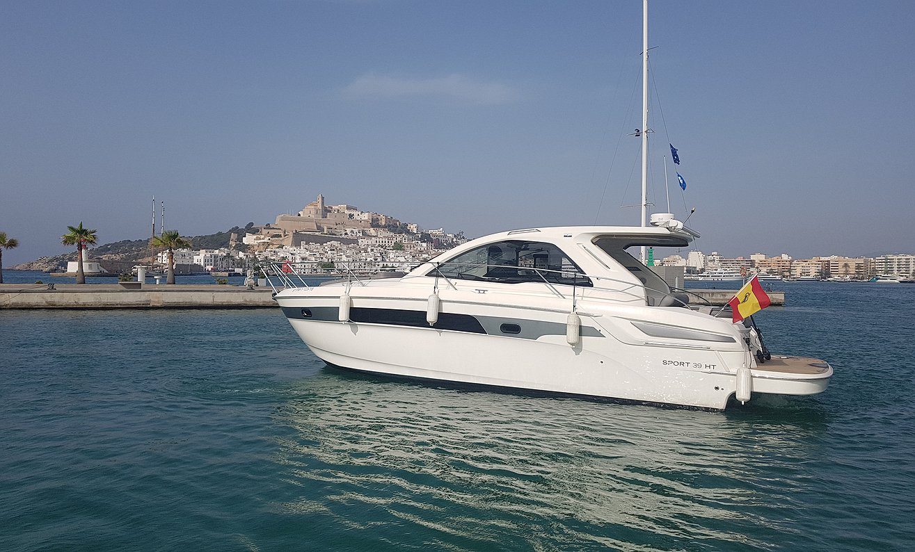 BAVARIA 39 HT