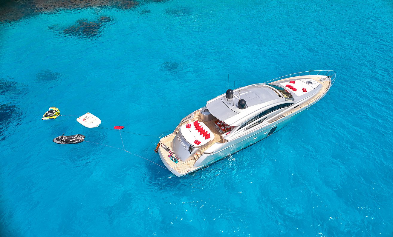 PERSHING 72 L