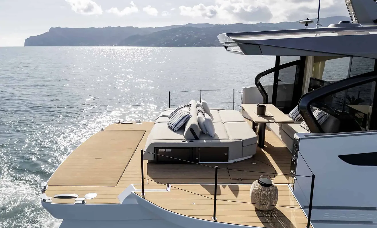 AZIMUT 60