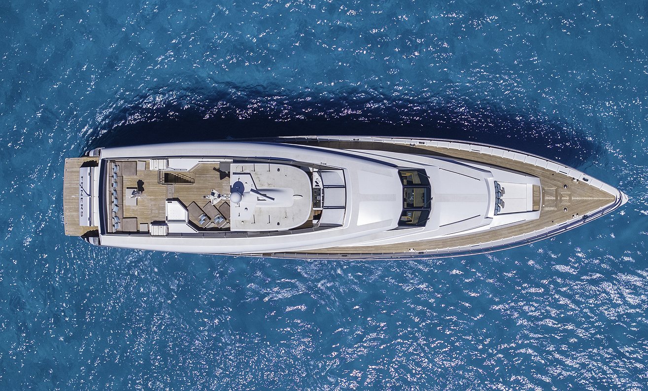 CUSTOM ROYAL 150