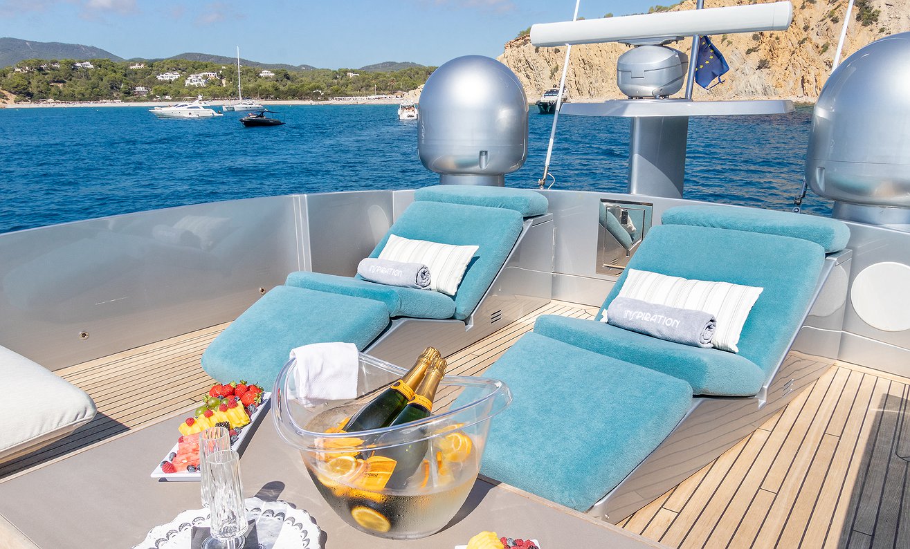 PERSHING 90 I