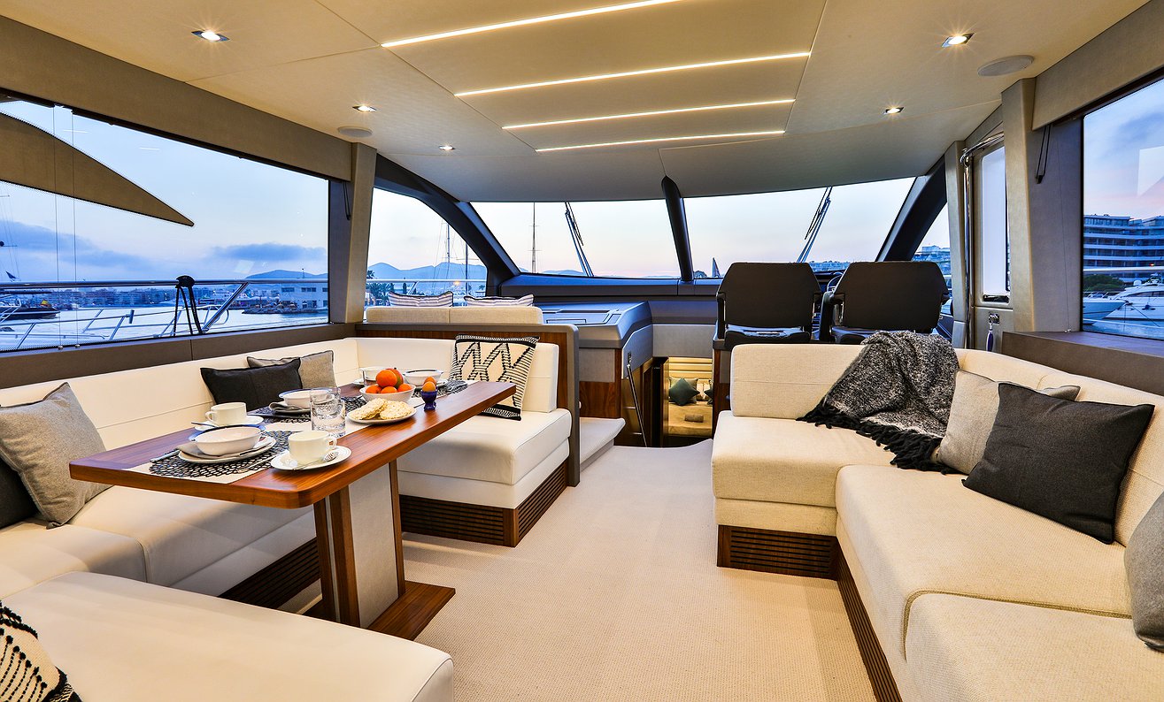 SUNSEEKER MANHATTAN 66
