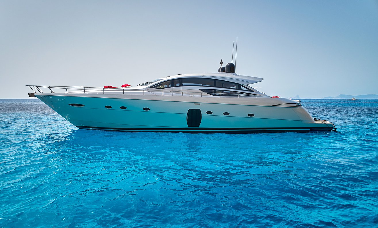 PERSHING 72 L