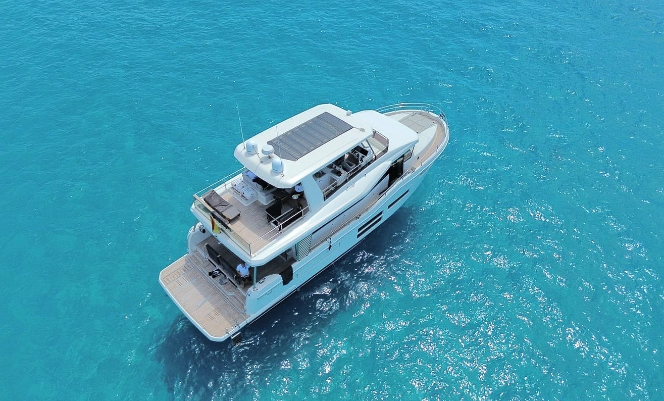 BENETEAU GRAN TRAWLER 62GT
