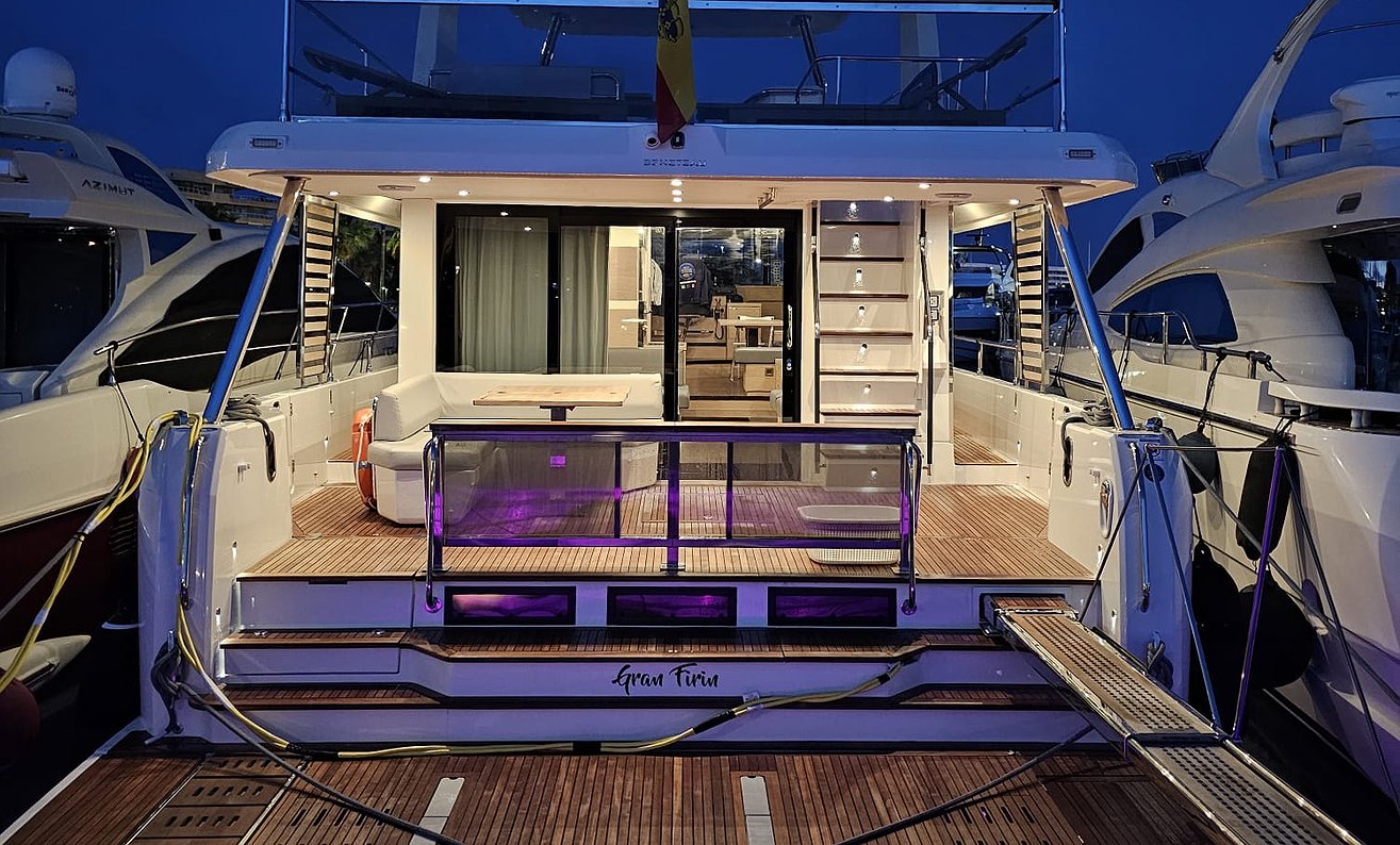 BENETEAU GRAN TRAWLER 62GT