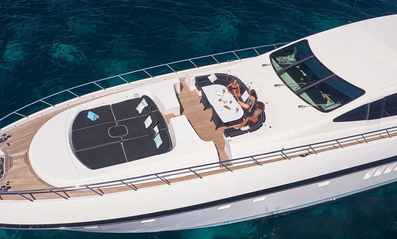 MANGUSTA 130