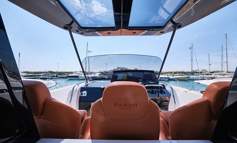 PARDO 38 R
