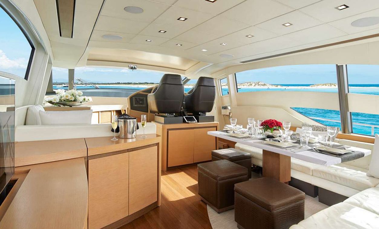 PERSHING 72 L