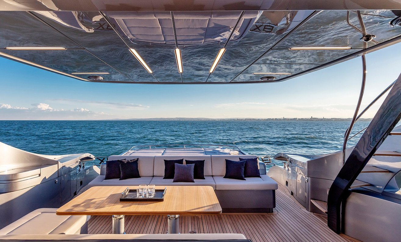 PERSHING 8X