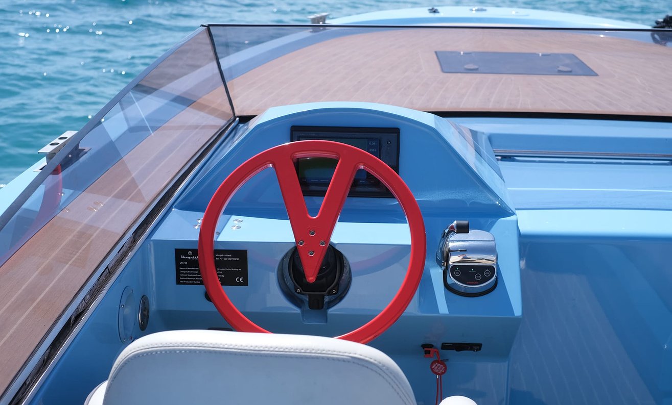 VANQUISH 32