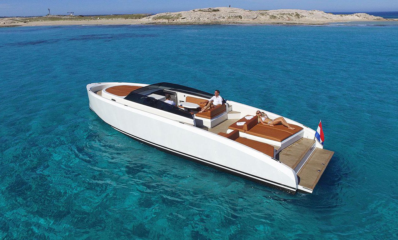 VANQUISH 43 D