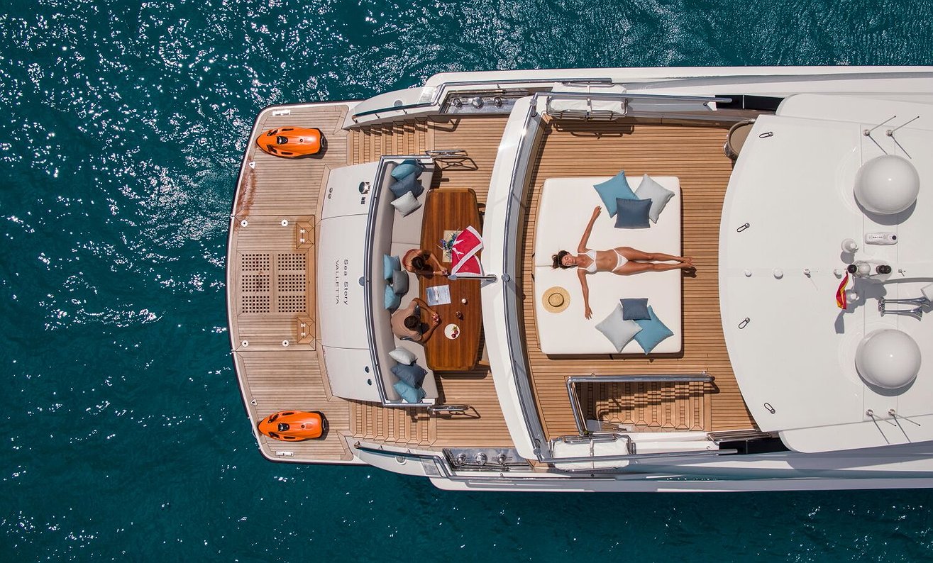 VANQUISH 82