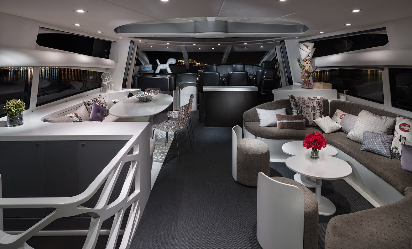 SUNSEEKER PREDATOR 82