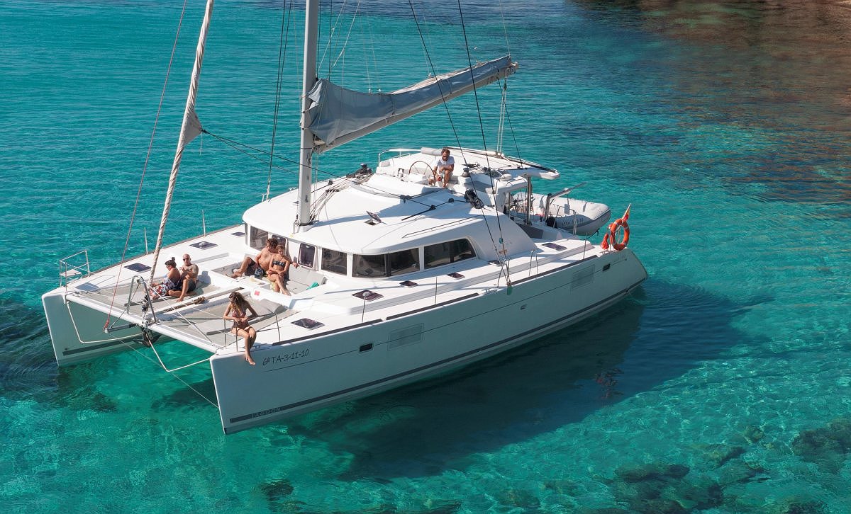 LAGOON 440