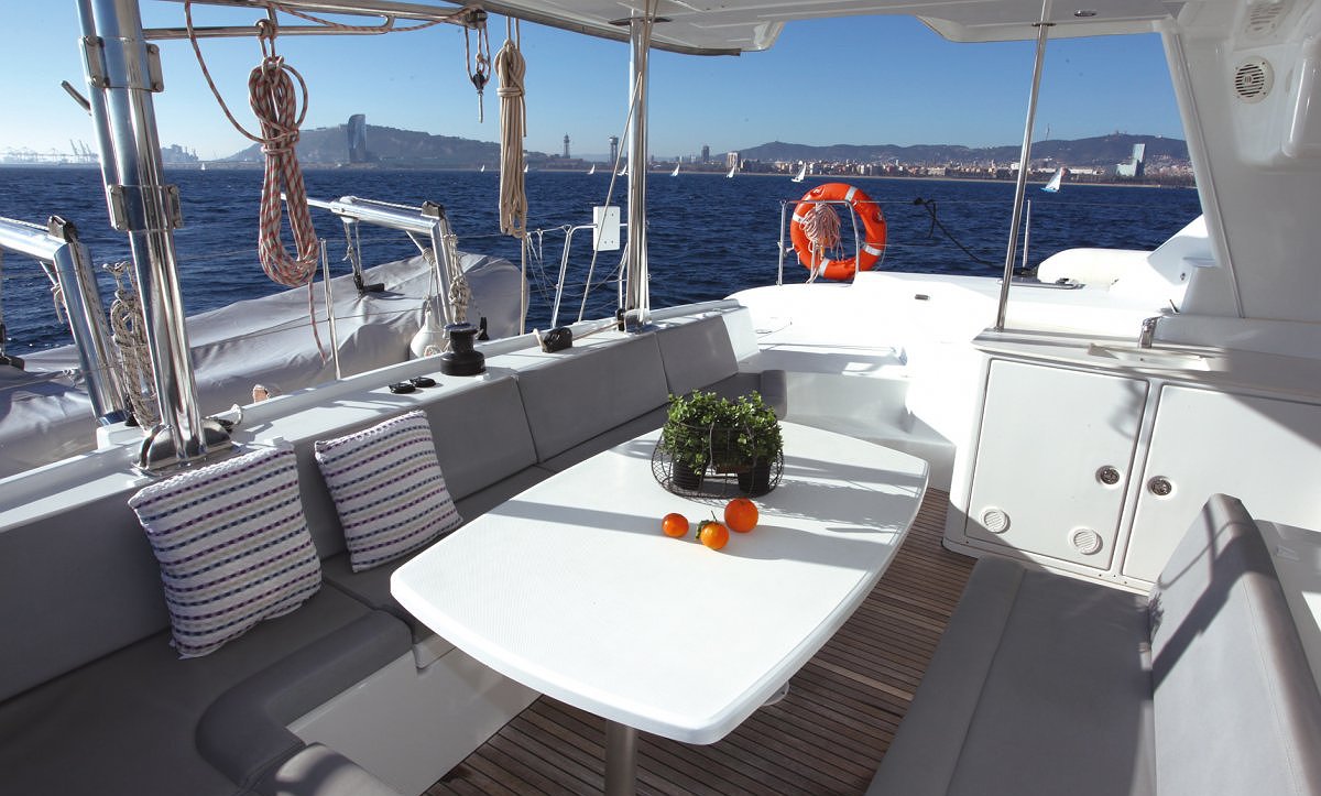 LAGOON 440