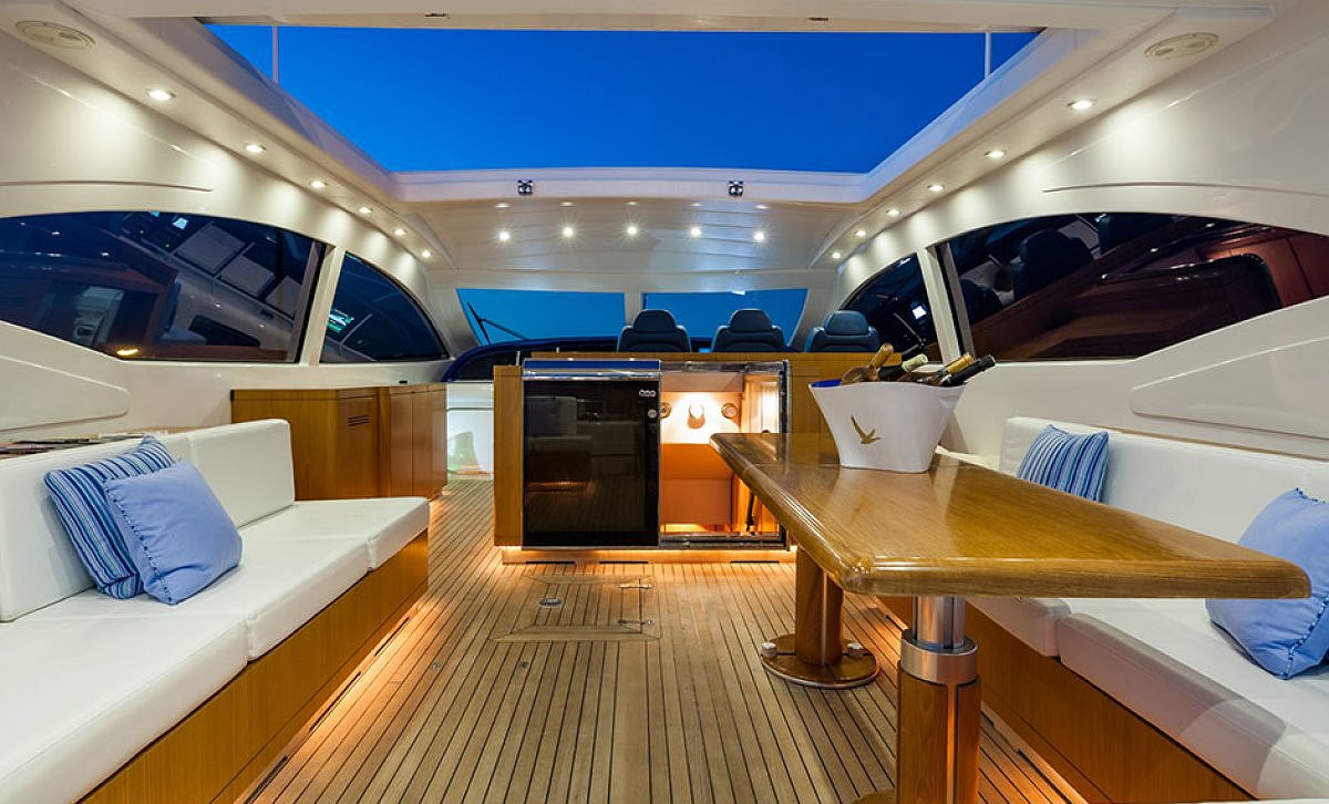 MANGUSTA 72