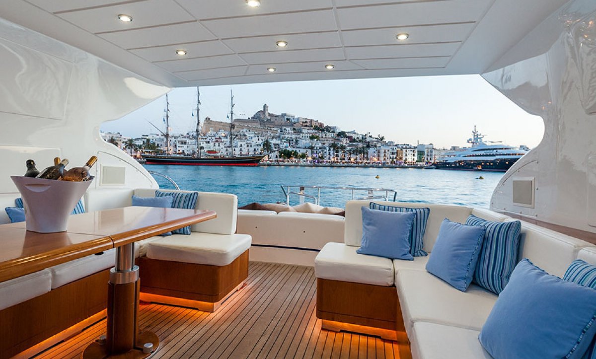 MANGUSTA 72