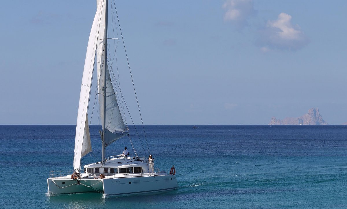 LAGOON 440