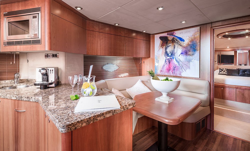 SUNSEEKER PREDATOR 72