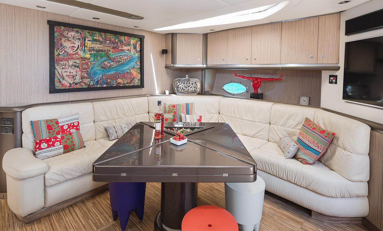 SUNSEEKER PREDATOR 68